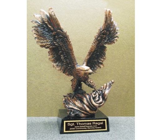 19" Eagle Award with Flag  #BPEA19